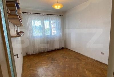 Apartament cu 4 camere decomandat în Central - 2