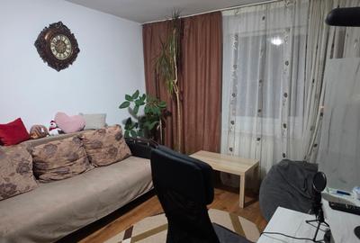 Apartament cu 2 camere semidecomandat, mobilat în Baba Novac