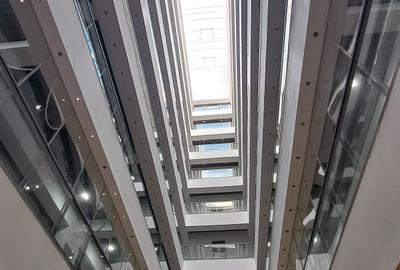 Birou, de 154.30999755859 mp, în Unirii - 31
