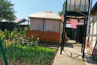 Casă cu 3 camere în Central - 1