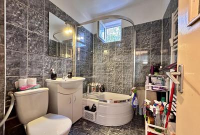 Apartament cu 3 camere semidecomandat în Central - 4