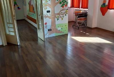 Casă cu Teren 250 Mp în Decebal