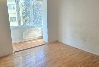Apartament cu 3 camere semidecomandat în Ultracentral - 4