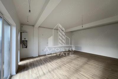 De vanzare 77 mp spatiu comercial la parter cu 48 mp gradina proprie - 1