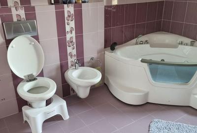 Casă cu 4 camere cu Teren 700 Mp în Central - 4