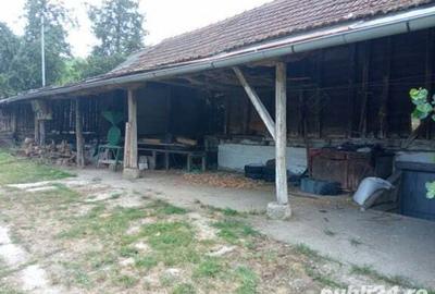 Casă în Corlățel