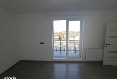 Casă cu 4 camere cu Teren 200 Mp în Livezeni - 3