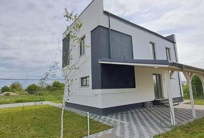 Casă cu 3 camere în Joița - 4
