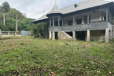 Casă cu 4 camere în Pârâu - 4