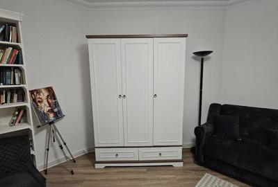 Apartament cu 2 camere semidecomandat în Bucium