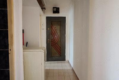 Apartament 2 camere Trivale, balcon, centrala termica-49.500 euro - 8