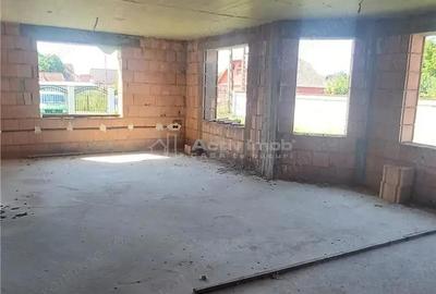 Casa de vanzare cu 1000 mp teren in Avrig - 4