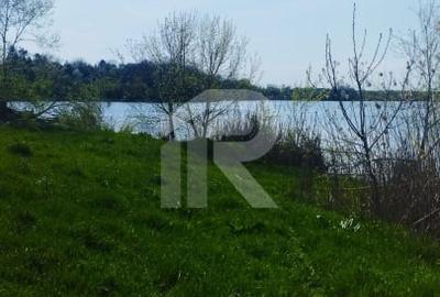 Teren Construcții intravilan de 10000 mp, în Grădiștea - 3