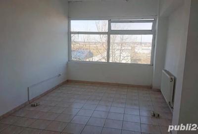 Spațiu comercial, de 100 mp, în Central - 1