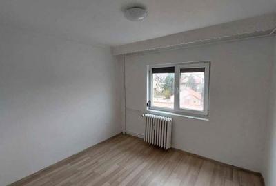 Apartament 3 camere, semidecomandat, zona Miron Costin - 5