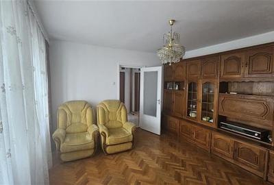 Apartament 3 camere de inchiriat, -1 minut de metrou Lujerului, bloc reabilitat - 10