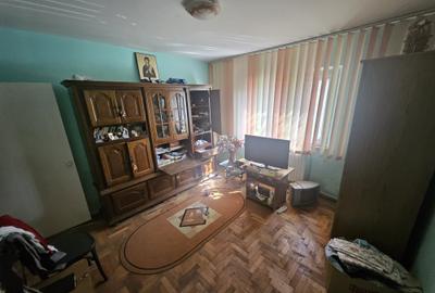 Apartament cu 3 camere decomandat, mobilat în Central - 12