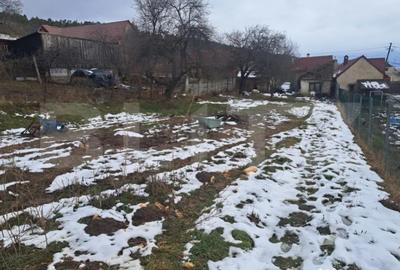 Casă cu 2 camere cu Teren 1400 Mp în Central - 5