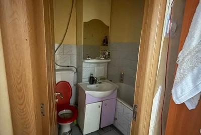 Vand apartament cu 2 camere rosiori de vede - 1