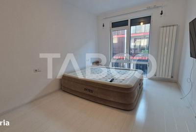 Apartament cu 3 camere decomandat în Central - 1