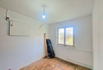 Garsonieră decomandată în Complex Studențesc - 2