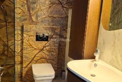 Apartament cu 5 camere decomandat în Central - 2