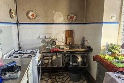 Apartament cu 3 camere semidecomandat în Central - 5