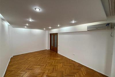 Apartament cu 2 camere decomandat în Decebal - 1