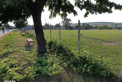 Teren de 871 mp, în Central - 1