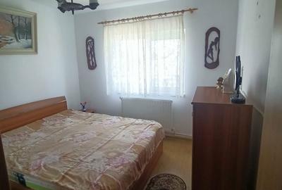 Apartament cu 3 camere semidecomandat în Pod - 7