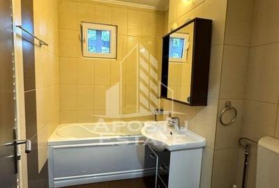 Apartament cu 3 camere, semidecomandat, zona Complex-PET FRIENDLY - 9