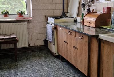 Apartament cu 4 camere decomandat în Mircea cel Bătrân - 4