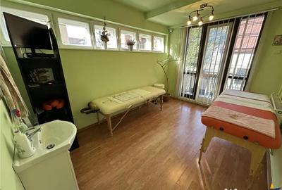 Spațiu comercial, de 126 mp, în Central - 8