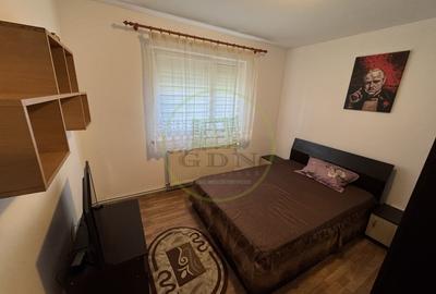 Apartament cu 2 camere decomandat, mobilat în Tractorul - 4