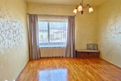 Casă cu 6 camere cu Teren 1520 Mp în Goranu - 4