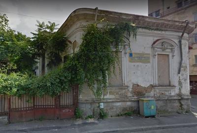 Vanzare casa + teren | Unirii - Cartier Evreiesc | teren 566 mp | necesita renov - 1