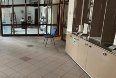 Spațiu comercial, de 143 mp, în Central - 9