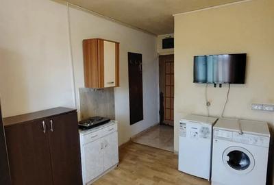 Proprietar Vand Garsoniera 12mp ZONA Sagului Strada Fructelor - 1