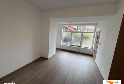 Spațiu comercial, de 30 mp, în Central - 1