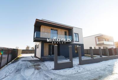 Casă individuală cu 4 camere cu Canalizare în Sânpetru - 1