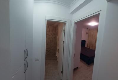 Apartament cu 3 camere semidecomandat, mobilat în Tomis III - 5