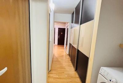 Inchiriez apartament cu 3 camere in Mioveni, zona Robea, etaj 1 - 4