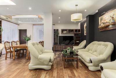 Vila 360 mp utili, teren 510 mp curte liberă 300 mp la 200 m de Parcul Circului - 4