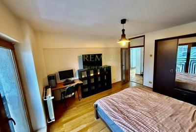 Apartament cu 3 camere decomandat în P-ța Unirii - 6