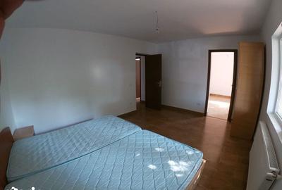 Casă cu 4 camere cu Teren 1000 Mp în Amara - 2