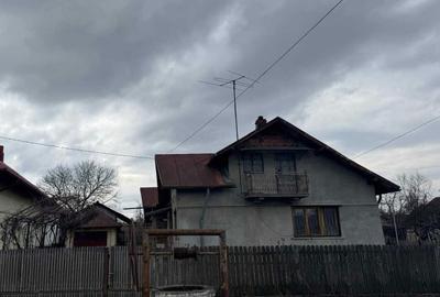 Casă cu 4 camere în Ghirdoveni - 2