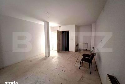 Casă cu 7 camere cu Teren 1342 Mp în Central - 12