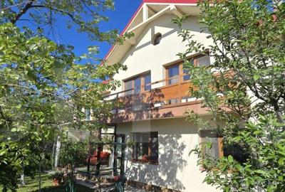 Casă cu 4 camere cu Teren 902 Mp în Central - 10