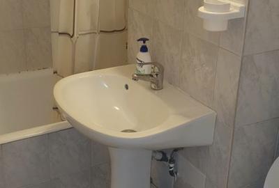 Garsonieră decomandată în Central - 4