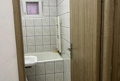 Inchiriez Garsoniera Moroasa - 1